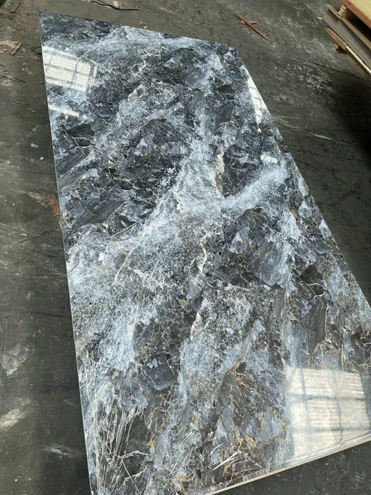 Revestimento Marmorizado Palm Beach 8mm · Fibra de carbono de bambu